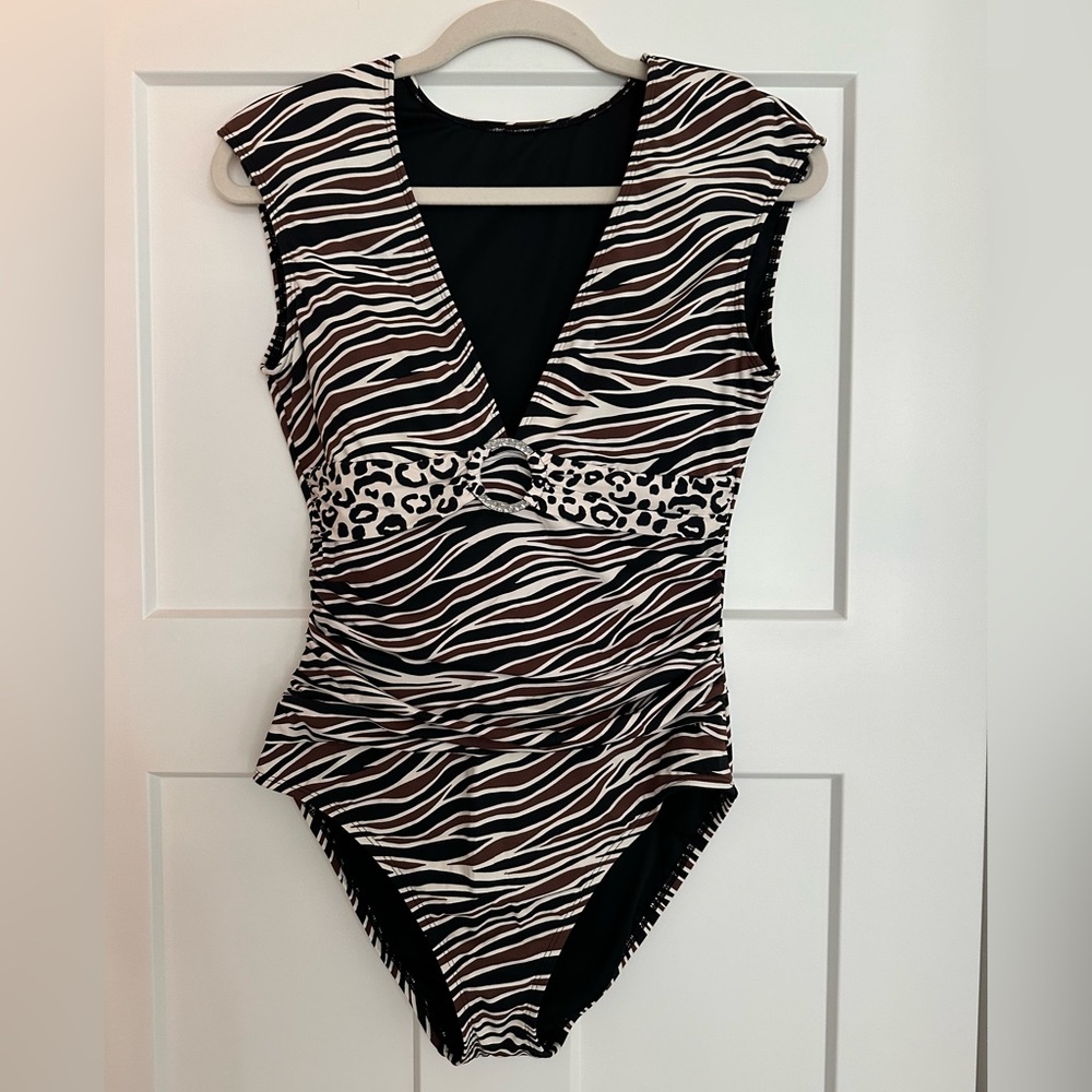 Bleu Rod Beattie swim size 8